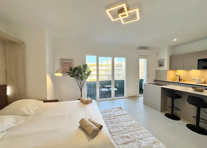 Le Prestige Et Chic Appartamento Antibes